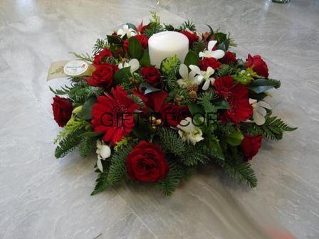 new_year_table_composition