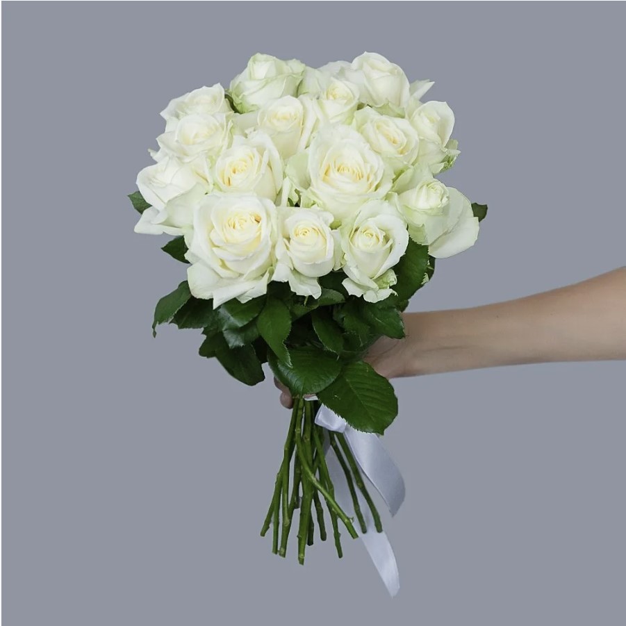 Букет из 31 розы Аваланш 50 см — купить свадебные розы | Gift-Decor