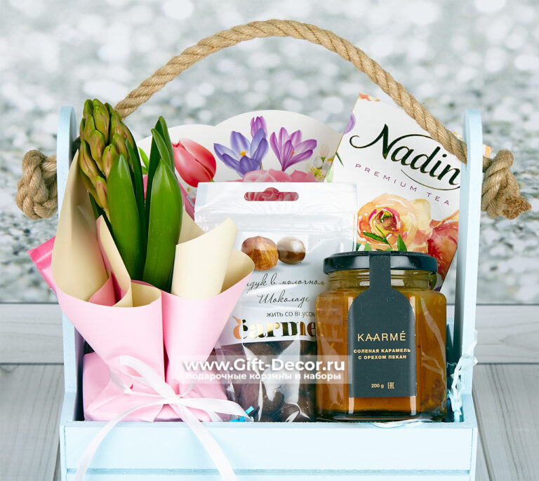 Подарок «Весеннее тепло» в деревянном ящике с гиацинтом и Merci | Купить на 8 марта с открыткой | Gift-Decor.ru Подарок «Весеннее тепло» в деревянном ящике с гиацинтом и Merci | Купить на 8 марта с открыткой | Gift-Decor.ru