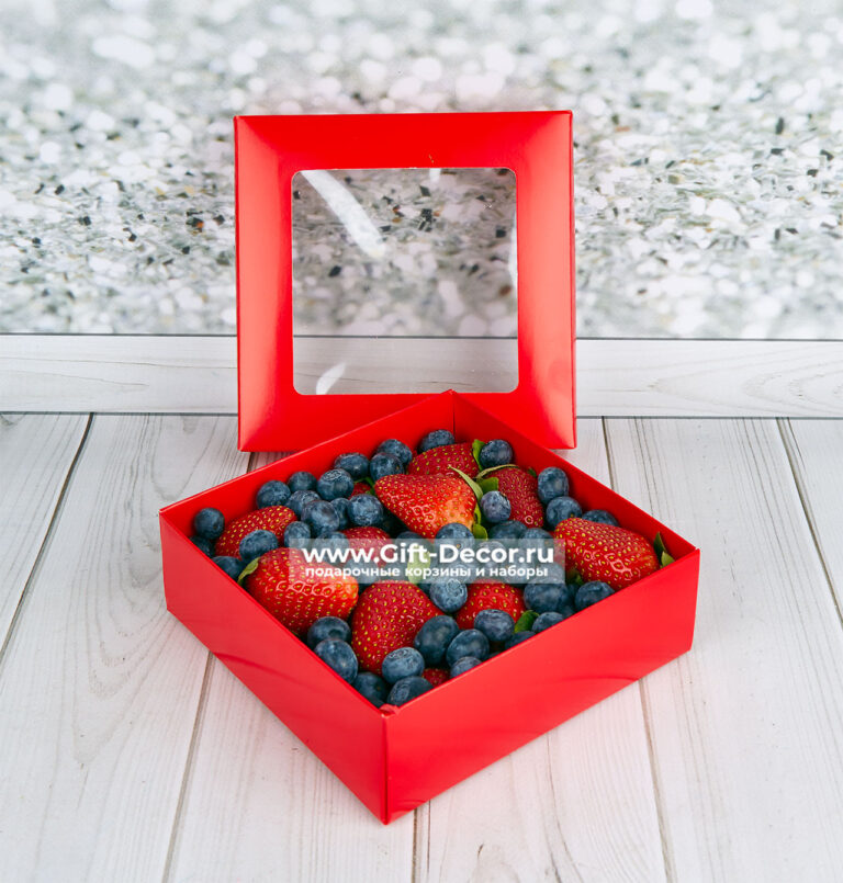Ягодный набор «Два оттенка любви»