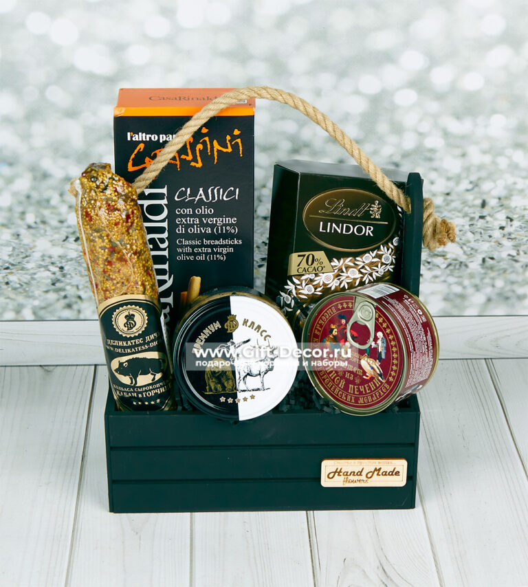 Европейский пикник в миниатюре – набор в деревянном ящике с паштетом и дичью