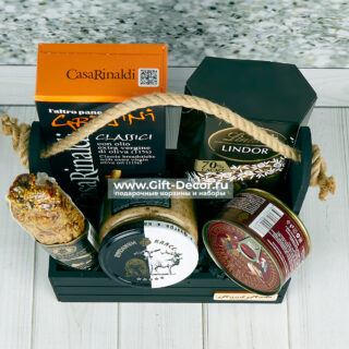 Европейский пикник в миниатюре – набор в деревянном ящике с паштетом и дичью