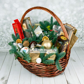 Новогодняя гастрономическая корзина «Царская трапеза»