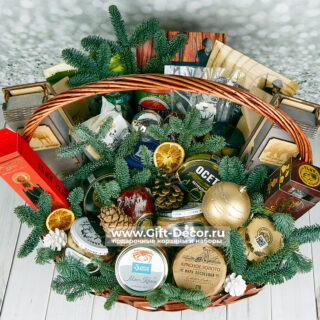 Новогодняя гастрономическая корзина «Царская трапеза»