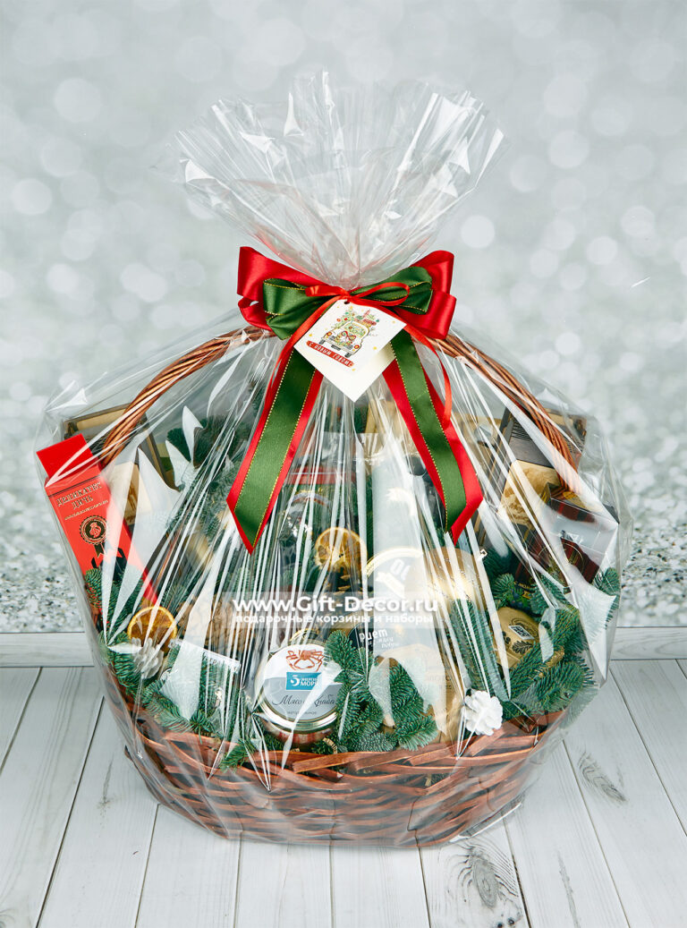 Новогодняя гастрономическая корзина «Царская трапеза»