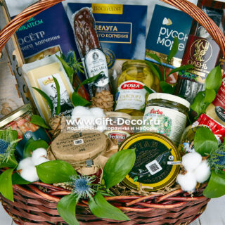 Купить статусный подарок «Мастерская вкуса» с икрой и мясом дичи в Москве | Gift-Decor.ru