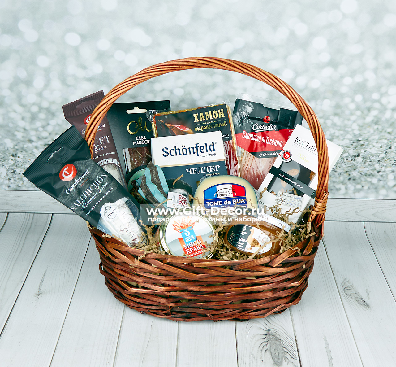 Корзина деликатесов "С крабом"