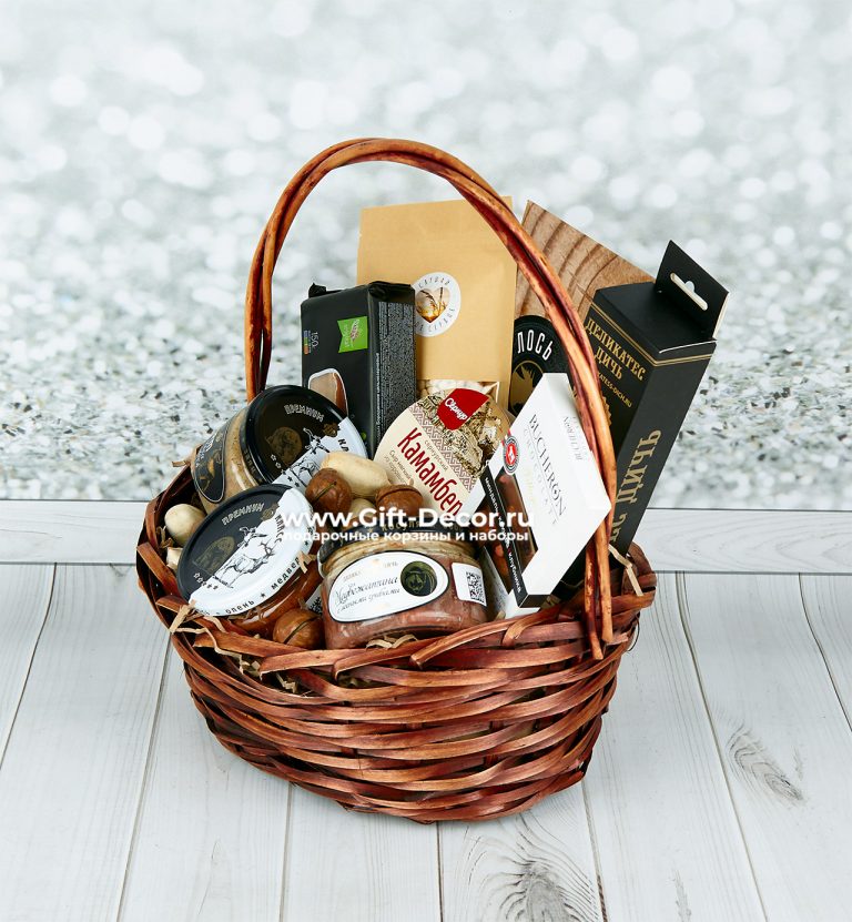 Купить корзину «Сибирский трофей» с мясом лося, бобра, медведя | gift-decor.ru Купить корзину «Сибирский трофей» с мясом лося, бобра, медведя | gift-decor.ru