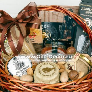 Гастрономическая корзина “23 февраля”