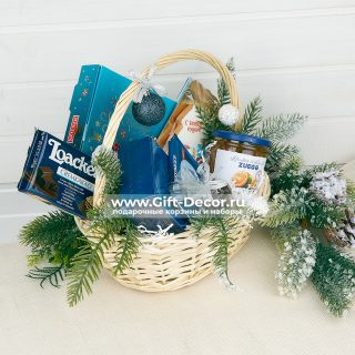 Новогодняя корзина “Морозное утро”