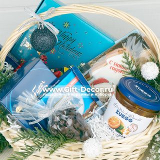 Новогодняя корзина “Морозное утро”