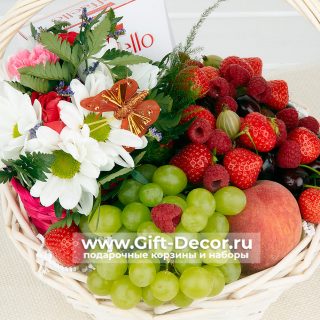 Фруктовая корзина “Марина”