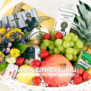 Подарочная корзина “Полная чаша”