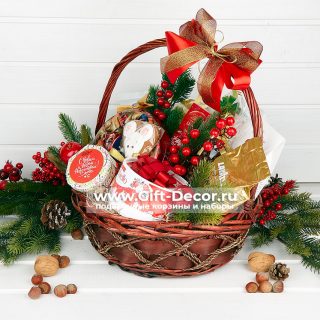 Подарочная корзина “ExtraSweet”