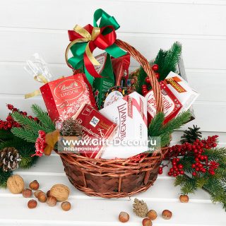 Новогодняя корзина “С чаем”