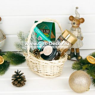 Подарочная корзина “Mint”