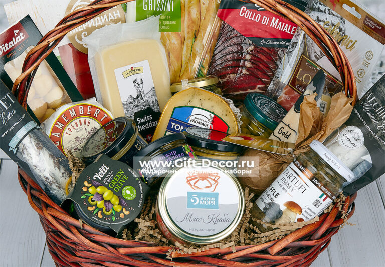 Гастрономическая корзина “Вкусные сезоны”