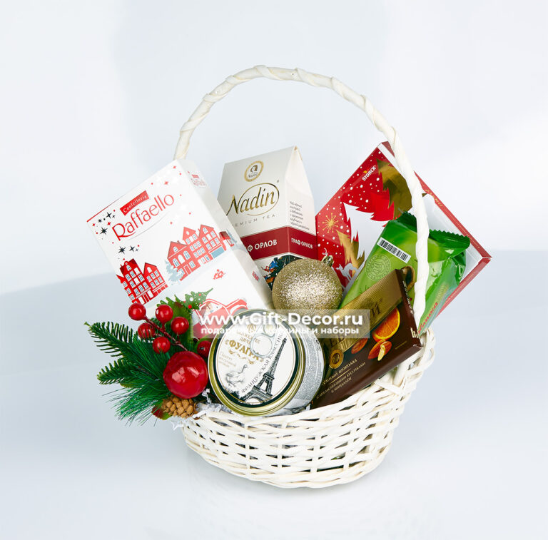 Подарочная корзина «Французский Новый Год» с фуагрой Подарочная корзина «Французский Новый Год» с фуагрой