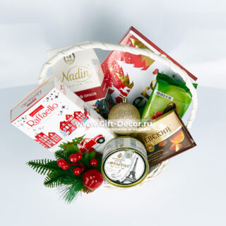 Подарочная корзина «Французский Новый Год» с фуагрой Подарочная корзина «Французский Новый Год» с фуагрой