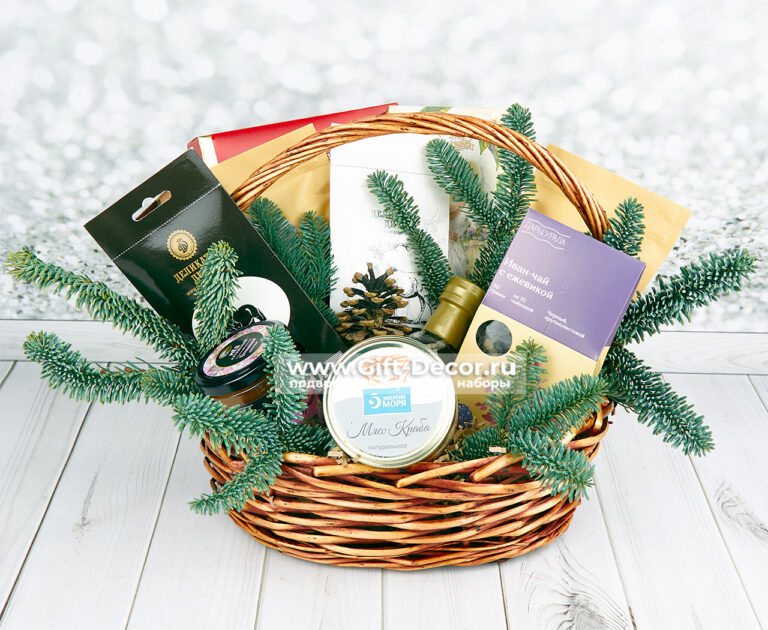 Корзина «Российские угодья» — Аутентичный подарок с дарами природы Корзина «Российские угодья» — Аутентичный подарок с дарами природы