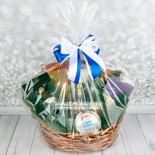 Подарочная корзина «Российские угодья» Подарочная корзина «Российские угодья»
