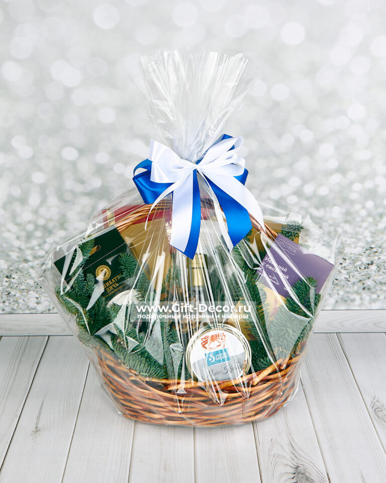 Подарочная корзина «Российские угодья» Подарочная корзина «Российские угодья»