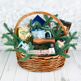 Новогодняя корзина с чаем и кофе «Марсель» – Французское настроение в подарок