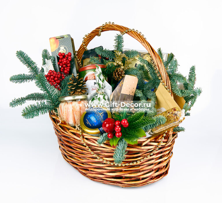 Подарочная корзина Сияние зимнего гастронома с хамоном, крабом и сырами на Новый год Подарочная корзина Сияние зимнего гастронома с хамоном, крабом и сырами на Новый год