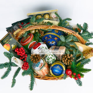 Подарочная корзина Сияние зимнего гастронома с хамоном, крабом и сырами на Новый год Подарочная корзина Сияние зимнего гастронома с хамоном, крабом и сырами на Новый год