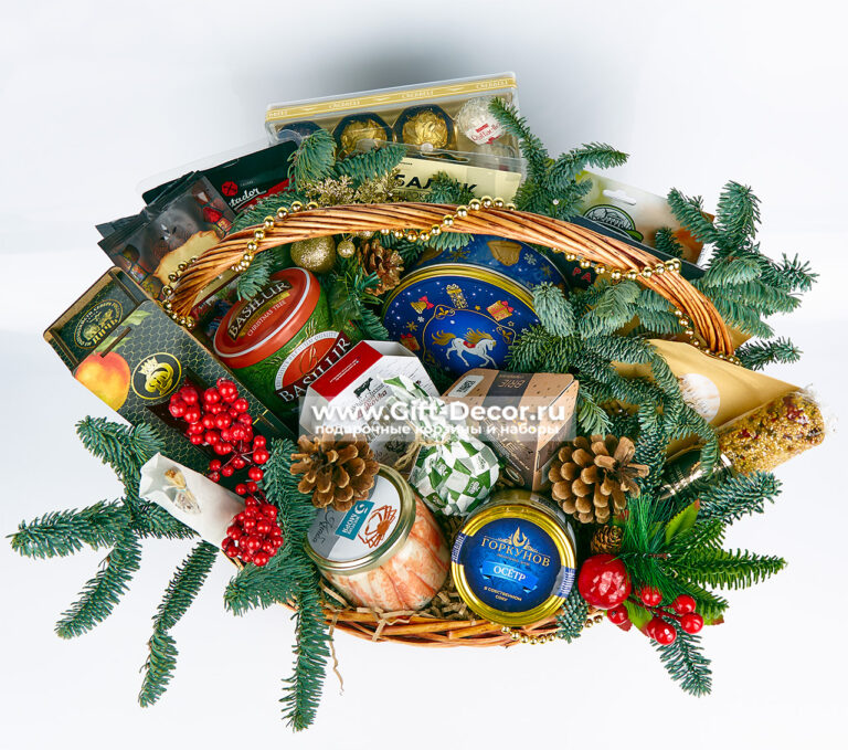 Подарочная корзина Сияние зимнего гастронома с хамоном, крабом и сырами на Новый год Подарочная корзина Сияние зимнего гастронома с хамоном, крабом и сырами на Новый год