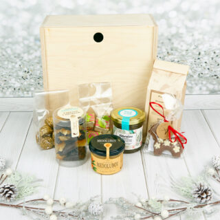 Подарочный бокс Априори - деревянный ящик с чаем и сладостями для изысканного подарка