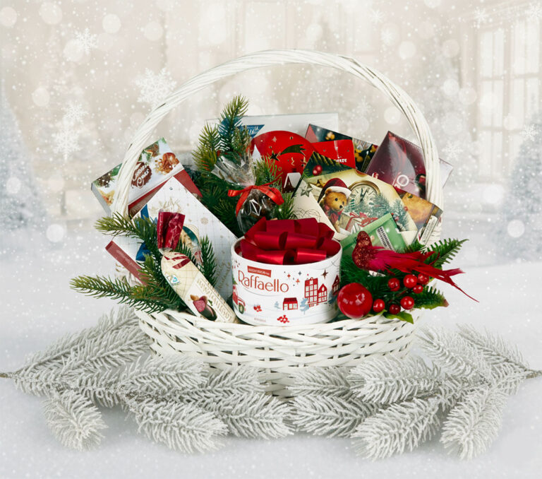 Корзина Огниво на Новый год 2026 с конфетами | Подарочная корзина сладостей