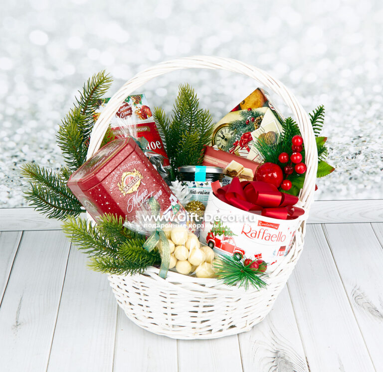 НОВОГОДНЯЯ КОРЗИНА «МАРИЯ» С ЧАЕМ И СЛАДОСТЯМИ | Подарочный набор на Новый год 2026 | Gift-Decor.ru НОВОГОДНЯЯ КОРЗИНА «МАРИЯ» С ЧАЕМ И СЛАДОСТЯМИ | Подарочный набор на Новый год 2026 | Gift-Decor.ru