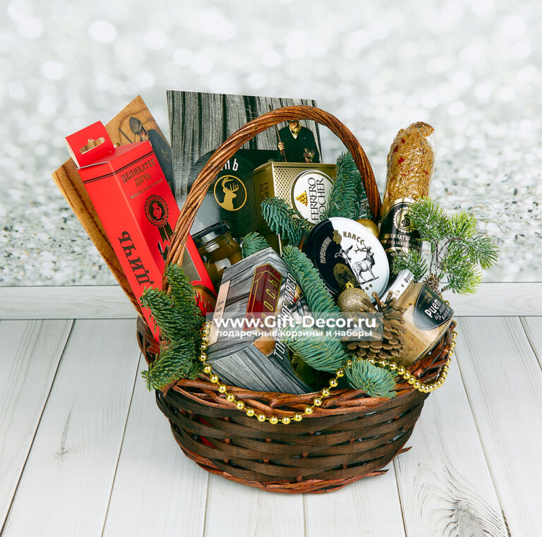 Новогодняя корзина с дичью «Марал в огне» – Купить подарок мужчине, гурману | Gift-Decor