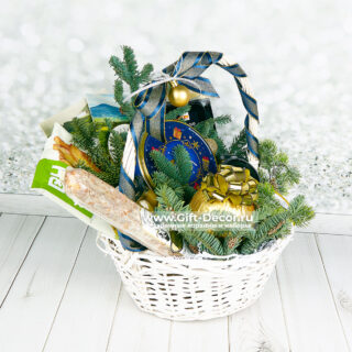 Новогодняя гастрономическая корзина «Вальс» с деликатесами | Подарок на Новый год | Gift-Decor
