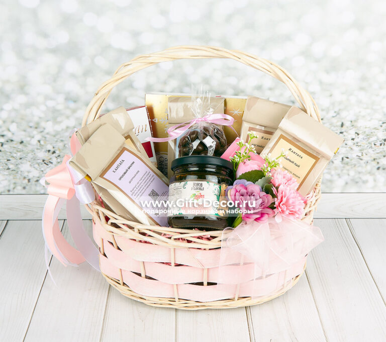 Подарочная корзина с чаем и кофе «Любимой» | Роскошный набор www.Gift-Decor.ru Подарочная корзина с чаем и кофе «Любимой» | Роскошный набор www.Gift-Decor.ru