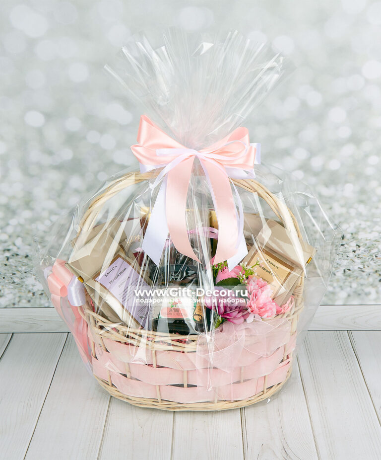 Подарочная корзина с чаем и кофе «Любимой» | Роскошный набор www.Gift-Decor.ru Подарочная корзина с чаем и кофе «Любимой» | Роскошный набор www.Gift-Decor.ru