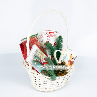 Новогодняя корзина «Мечтатели» | Подарок со сладостями и чаем | Уютное настроение Новогодняя корзина «Мечтатели» | Подарок со сладостями и чаем | Уютное настроение