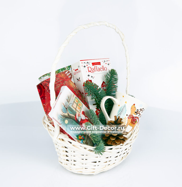 Новогодняя корзина «Мечтатели» | Подарок со сладостями и чаем | Уютное настроение Новогодняя корзина «Мечтатели» | Подарок со сладостями и чаем | Уютное настроение