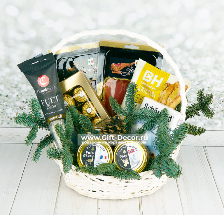 Купить корзину «Фуэт и паштет» | Гастрономический подарок на Новый год | Фуа-гра, хамон | Gift-Decor.ru