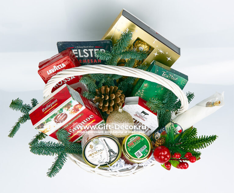 Подарочная корзина «Санта в пути» | Готовый новогодний подарок 2026 | Гастрономический набор Подарочная корзина «Санта в пути» | Готовый новогодний подарок 2026 | Гастрономический набор