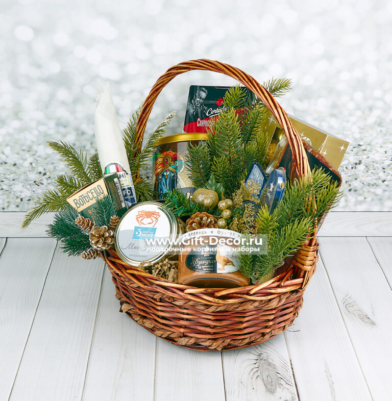 Новогодняя корзина «Пир у Зимы» с крабом и фуагра | Подарок 2026 Новогодняя корзина «Пир у Зимы» с крабом и фуагра | Подарок 2026