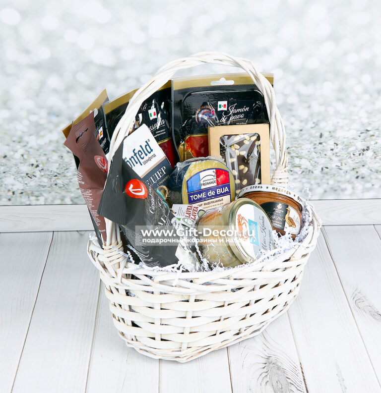 Корзина деликатесов «С крабом» Корзина деликатесов «С крабом»