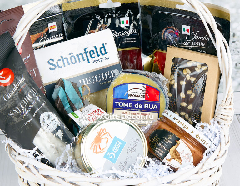 Корзина деликатесов «С крабом» Корзина деликатесов «С крабом»