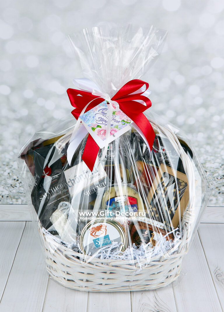 Корзина деликатесов «С крабом» Корзина деликатесов «С крабом»