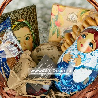 Подарочная корзина «Русское чаепитие»