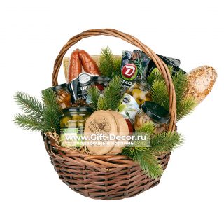 Подарочная корзина “Новогодний фуршет”