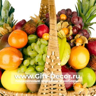 Подарочная корзина “Фруктовый рай”