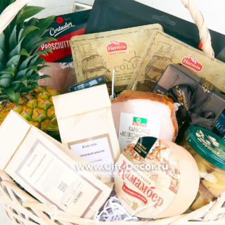 Продуктовая корзина “Вкусный Юбилей”