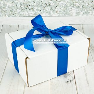 Набор мясных деликатесов из дичи в подарочной коробке — Бобр, Лось, Олень, Медведь | Гифт-Декор